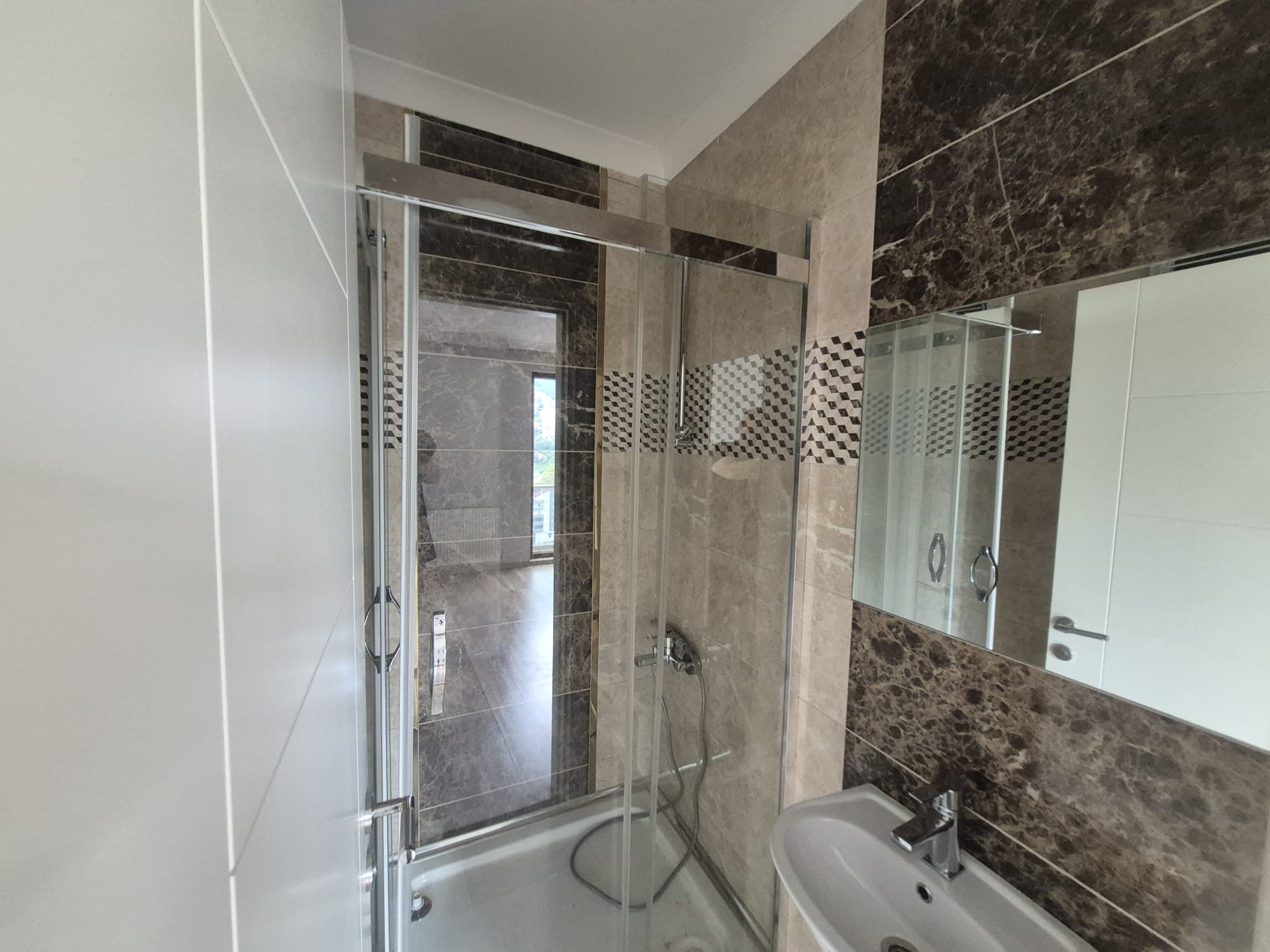 SÖĞÜTLÜ PANAROMA SİTESİ KİRALIK DAİRE
